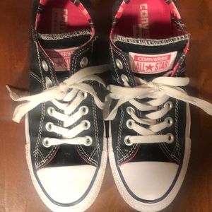 Women converse size 7 used